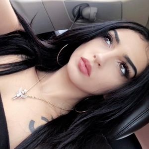 Meet your Posher, Sky